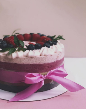 Муссовый торт, цена за кг.