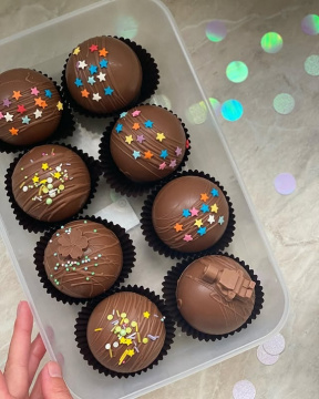 Шоколадные бомбочки с маршмеллоу, 2 шт.