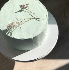 Минималистичный торт, цена за кг.